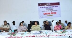 विकासकामांना गती द्या; प्रलंबित कामे तातडीने पूर्ण करा – पालकमंत्री मेघना साकोरे-बोर्डीकर