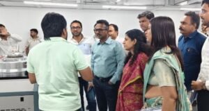 नवापूर एमआयडीसीत उद्योगविकासाला चालना; महत्त्वपूर्ण आढावा बैठक संपन्न्