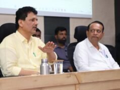 जिल्ह्यात कृषी विभागाचे काम चांगले; मात्र शेतीमधील नव्या सुधारणा आणि उत्पादन वाढ दाखवा – पालकमंत्री प्रकाश आबिटकर