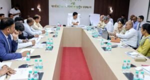 शासकीय, खासगी कर्करोग रुग्णालये व सेवाभावी संस्थांनी कर्करोगविरोधी लढ्यात एकजूटीने सहभागी व्हावे – सार्वजनिक आरोग्यमंत्री प्रकाश आबिटकर