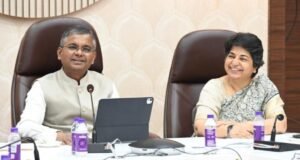महसूल विभागाने जबाबदारी घेऊन कार्य करावे – अतिरिक्त मुख्य सचिव विकास खारगे