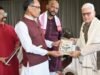 भटके विमुक्त विकास परिषदेचे अध्यक्ष उद्धव काळे यांचेसह परिषदेच्या पदाधिकाऱ्यांनी राज्यपाल जिष्णु देव वर्मा यांची लोकभवन