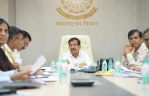 मानव वन्यजीव संघर्ष टाळण्यासाठी राज्यात पहिल्या टप्प्यात दहा ठिकाणी नियंत्रण कक्ष उभारणे