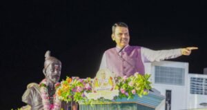 शून्यातून विश्व निर्माण करणारे रामशेठ ठाकूर आधुनिक काळातील ‘एकलव्य’ – मुख्यमंत्री देवेंद्र फडणवीस