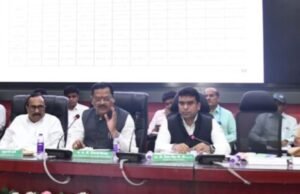 शेतकऱ्यांना वेळेवर बियाणे, खते आणि कर्ज उपलब्ध करा – पालकमंत्री संजय शिरसाट