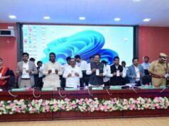 ‘योजना सामाजिक न्यायाच्या’ जिल्हा माहिती कार्यालयाच्या पुस्तिकेचे विमोचन