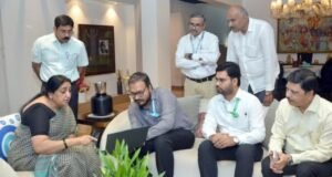 उपमुख्यमंत्री सुनेत्रा अजित पवार यांनी राष्ट्रीय कर्तव्याला प्राधान्य देत