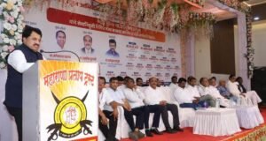 महसूलवाढीसह ग्राहकांना सर्वोत्कृष्ट सेवा देण्यास प्राधान्य द्या