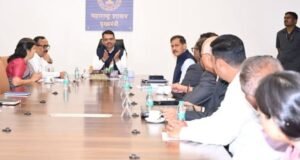 मुख्यमंत्री देवेंद्र फडणवीस यांच्या प्रमुख उपस्थितीत मंत्रालय येथे ऊर्जा विभाग आणि विविध कंपन्यांमध्ये सामंजस्य करार करण्यात आले.