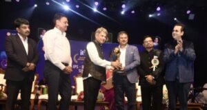 पद्मश्री महेंद्र कपूर पुरस्कारासह अन्य पुरस्कारांचे वितरण