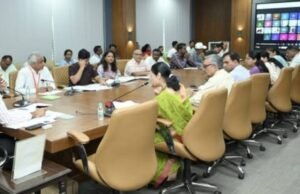 लिंग गुणोत्तर संतुलित राखण्यासाठी अधिक दक्षतेने काम करा