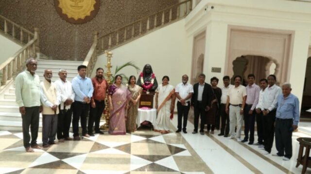 Tributes paid to Ahilyadevi Holkar on her birth anniversary in the capital