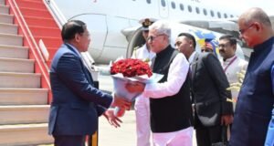 म्यानमारचे राष्ट्राध्यक्ष यू मीन आँग ह्लाइंग यांचे शिष्टमंडळासह मुंबईत आगमन