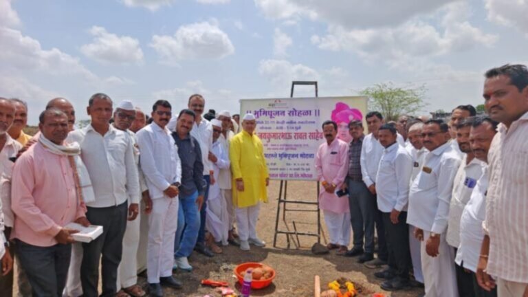 नवीन वीज उपकेंद्रामुळे बळसाणे परिसर विकासाला मिळणार चालना – पालकमंत्री जयकुमार रावल