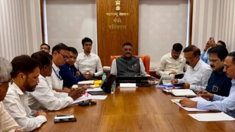 मोटार वाहन विभाग कर्मचाऱ्यांच्या मागण्यांवर तोडगा काढण्याचे परिवहन मंत्री प्रतापराव सरनाईक यांचे निर्देश