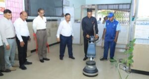 एसटी स्थानके व बसेसची दर चार तासांनी स्वच्छता – परिवहन मंत्री प्रताप सरनाईक