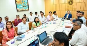 सिंधुदुर्ग, नाशिक, पालघर, औंध-पुणे, नागपूर आणि मुंबई येथील निवडक सहा आयटीआय संस्थांमध्ये बंदरे क्षेत्राशी संबंधित विशेष अभ्यासक्रम सुरू करण्यासाठी आवश्यक तयारी करण्यात यावी