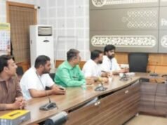 किरकोळ विक्री करणाऱ्या पेट्रोल पंप चालकांनी घाऊक विक्री करू नये