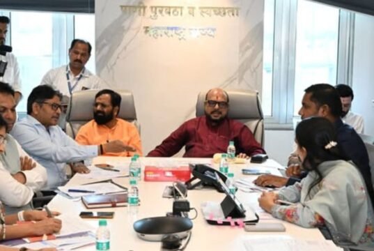 रायगड जिल्ह्यातील महाड तालुक्यातील दासगाव – वहुर पाणीपुरवठा योजनेअंतर्गत दोन ऐवजी तीन पाण्याच्या टाक्या बांधण्यात याव्यात
