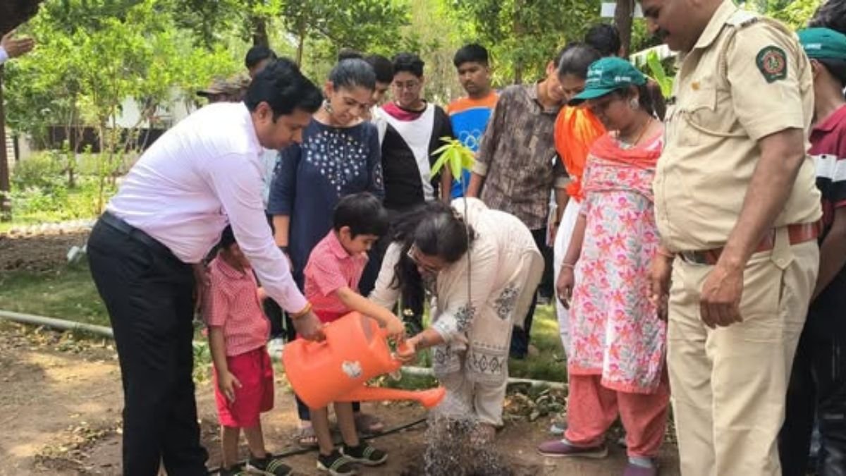 जागतिक पर्यावरण दिनानिमित्त नंदुरबार जिल्ह्यात वृक्षारोपण व पर्यावरण जनजागृती उपक्रम उत्साहात संपन्न