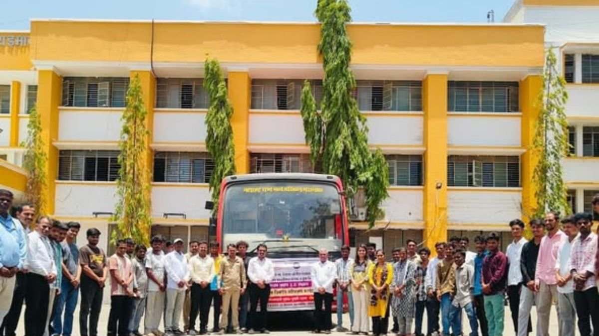 ‘मिशन सक्षम’ अंतर्गत युवकांच्या उज्ज्वल भविष्यासाठी आणखी एक पाऊल; प्रशिक्षणार्थींची तुकडी छत्रपती संभाजीनगरकडे रवाना