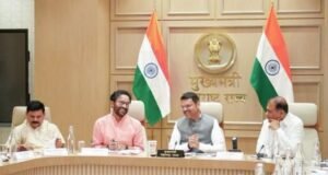 राज्यातील खनिकर्म व ऊर्जा निर्मिती संदर्भात मुख्यमंत्री देवेंद्र फडणवीस यांच्या अध्यक्षतेखाली वर्षा या शासकीय निवासस्थानी केंद्रीय कोळसा व खनिकर्म मंत्री जी. किशन रेड्डी यांच्या समवेत बैठक