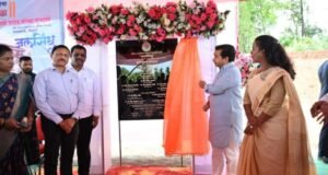 पालकमंत्री नितेश राणे यांच्या हस्ते ‘जलसिंधू’ या निवासी संकुल प्रकल्पाचे भूमिपूजन संपन्न