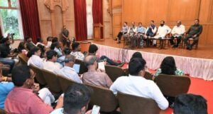 शेतकऱ्यांना देण्यात येणारी कर्जमाफी हा राज्य शासनासाठी राजकीय विषय नसून शेतकऱ्यांना दिलासा देण्याचे साधन आहे.
