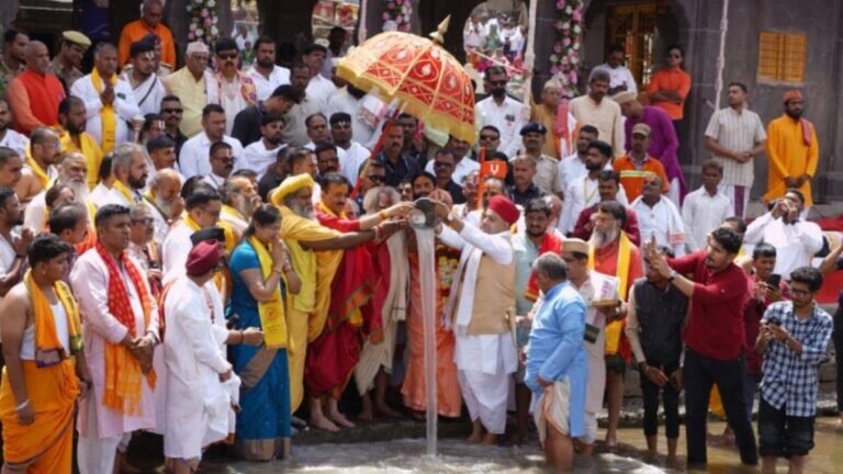 श्री रामाच्या जयघोषासह मंत्रोच्चारात सिंहस्थ कुंभमेळा ध्वजस्तंभ शिलान्यास पूजन सोहळा संपन्न