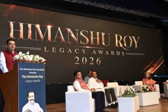 पोलीस दलामध्ये कार्यरत असताना हिमांशू रॉय यांनी राष्ट्रीय सुरक्षा क्षेत्रात केलेले कार्य सर्वपरिचित आहे