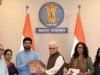 कला इतिहासकार व लेखक संदीप दहिसरकर यांनी राज्यपाल जिष्णु देव वर्मा यांची महाराष्ट्र लोकभवन येथे भेट घेऊन त्यांना आपल्या दोन नव्या पुस्तकांच्या प्रती भेट दिल्या.