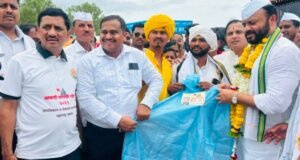 मुख्यमंत्री वारकरी निवारा केंद्र हाऊसफुल्ल; पालकमंत्री जयकुमार गोरे यांच्याकडून पाहणी