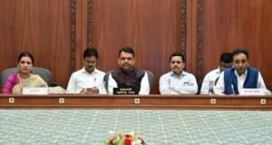 मुख्यमंत्री देवेंद्र फडणवीस यांच्या अध्यक्षतेखाली विविध तीर्थक्षेत्र विकास आराखडा शिखर समितीची बैठक झाली
