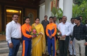 दक्षिण आशियाई कराटे स्पर्धेत यश संपादन करणाऱ्या बारामतीच्या खेळाडूंचा उपमुख्यमंत्री सुनेत्रा अजित पवार यांच्या हस्ते गौरव
