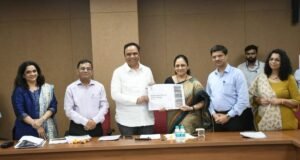 महाराष्ट्र शासनाच्या दादासाहेब फाळके चित्रनगरीच्या प्राथमिक पुनर्विकासाचा आराखडा तसेच राज्याच्या चित्रपट धोरणाचा