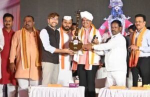 माहिती व जनसंपर्क महासंचालनालयाच्या वतीने आयोजित ‘संवादवारी’ ज्ञानेश्वरी विशेष दालनाचे उद्घाटन मुख्यमंत्री देवेंद्र फडणवीस यांच्या हस्ते करण्यात आले