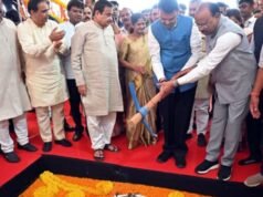 नागपूर महापालिकेच्यावतीने राबविण्यात येत असलेल्या महर्षी सुदर्शन वाल्मिकी वसाहत आणि प्रधानमंत्री आवास योजना