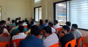 नंदुरबार, भालेर व नवापूर एमआयडीसीतील उद्योगांच्या प्रश्नांचा आढावा