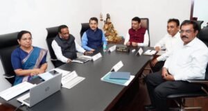 मुख्यमंत्री देवेंद्र फडणवीस यांनी विविध विद्यार्थी संघटनांकडून सातत्याने होत असलेल्या मागणीच्या अनुषंगाने
