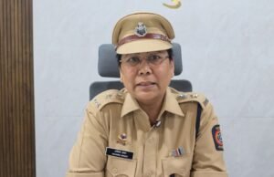 आमदार डॉक्टर विजयकुमार गावीत यांनी नंदुरबार शहरातील विवीध समाजांच्या सभागृहांसाठी, व मंदीरांसाठी मंजुर केलेला शासकीय निधी त्यांचेच बनावट लेटरहेड तयार