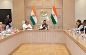 कामगारांसंबंधी विविध कायद्यांमध्ये कामगार विभागाच्या माध्यमातून सुधारणा