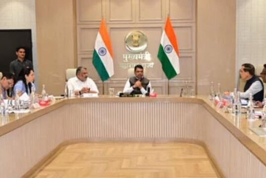 कामगारांसंबंधी विविध कायद्यांमध्ये कामगार विभागाच्या माध्यमातून सुधारणा
