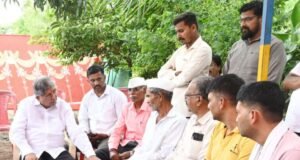 दिवंगत वारकरी भोसलेंच्या मुलीच्या शिक्षणासाठी दरमहा ५ हजारांची वैयक्तिक मदत; पालकमंत्री चंद्रकांत पाटील यांचा संवेदनशील निर्णय