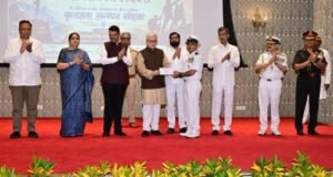 कारगिलविजयदिवस निमित्त सांस्कृतिक कार्य संचालनालयाच्यावतीने लोकभवन येथे राज्यपाल जिष्णु देव वर्मा यांच्या प्रमुख उपस्थितीत वीरसैनिक