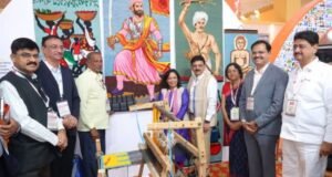 वस्त्रोद्योग मंत्री संजय सावकारे यांच्या हस्ते ‘भारत टेक्स’मधील महाराष्ट्र दालनाचे उद्घाटन
