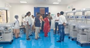 धडगाव ग्रामीण व महिला रुग्णालयाची जिल्हाधिकाऱ्यांकडून सविस्तर पाहणी; आरोग्य सुविधांच्या गुणवत्तेवर भर