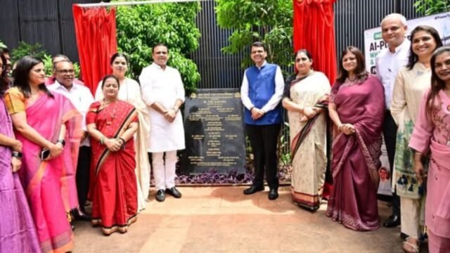 The beautification works of the Kala Ghoda Art Avenue were inaugurated by Chief Minister Devendra Fadnavis at a ceremony held at Kala Ghoda Plaza, B. Bharucha Marg.