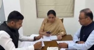 अमरावती जिल्ह्यात मुसळधार पावसामुळे निर्माण झालेल्या परिस्थितीचा उपमुख्यमंत्री सुनेत्रा अजित पवार यांच्याकडून आढावा