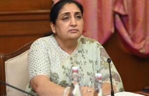 रात्री अकरापर्यंत बैठका… सकाळी सातला रुग्णालयात हजेरी; सुनेत्रा पवारांच्या ‘ॲक्शन मोड’ने बीडला दिला नवा विश्वास