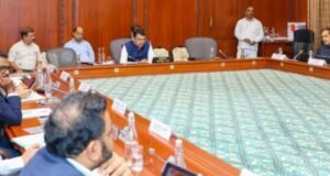 नवी मुंबई विमानतळ उभारणीच्या अनुभवाचा उपयोग करुन विमानतळ विकासाची कामे कालबद्ध पद्धतीने पूर्ण करावीत – मुख्यमंत्री देवेंद्र फडणवीस